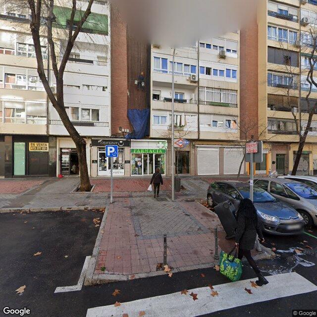 Street view near Farmacia in Madrid