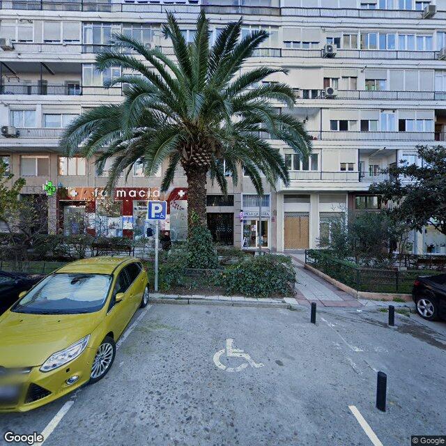 Street view near Farmacia in Madrid