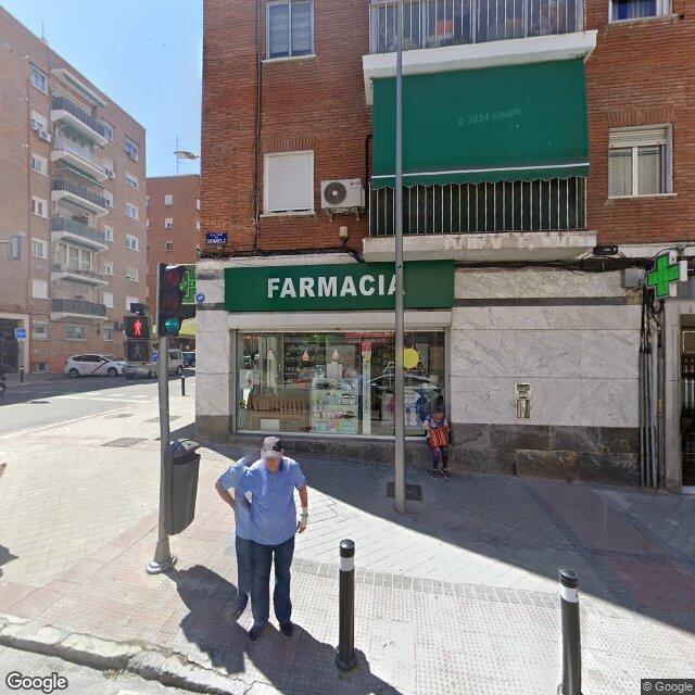 Street view near Farmacia in Madrid