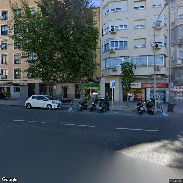 Street view near Farmacia in Madrid