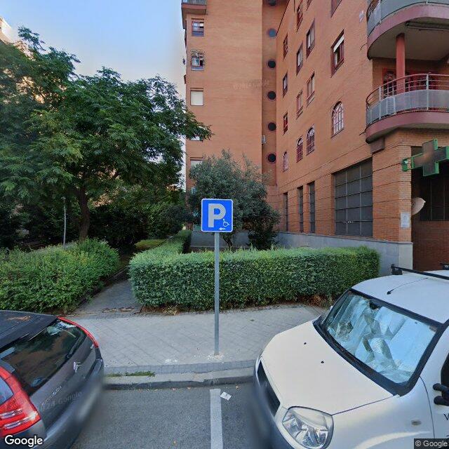 Street view near Farmacia in Madrid