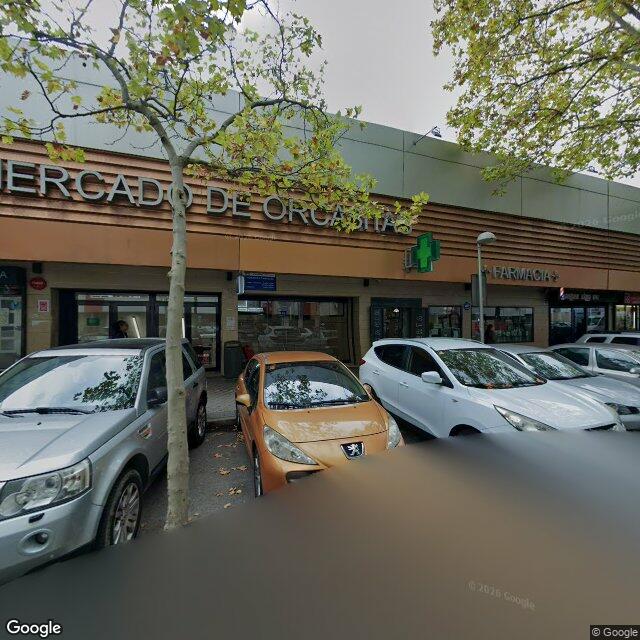 Street view near Farmacia in Madrid