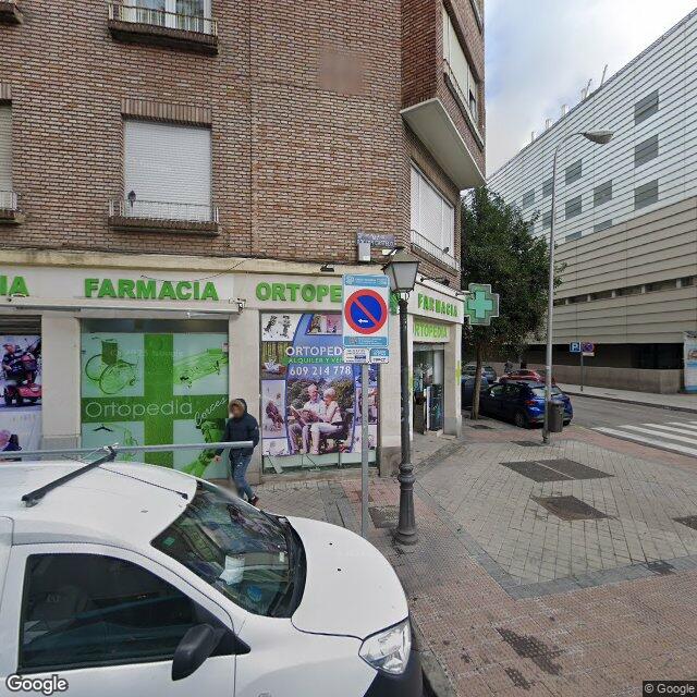 Street view near Farmacia in Madrid
