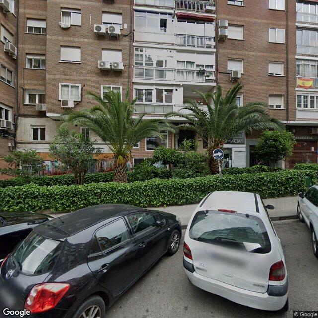 Street view near Farmacia in Madrid