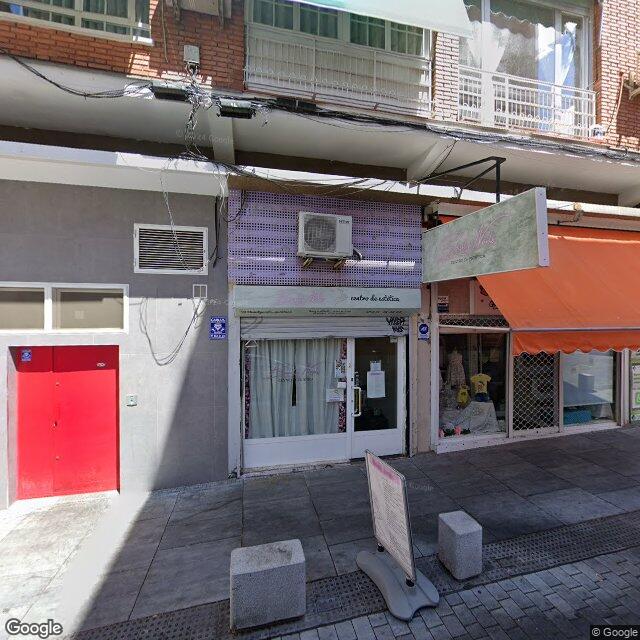 Street view near Farmacia in Madrid