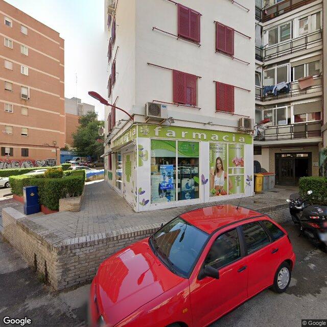 Street view near Farmacia in Madrid
