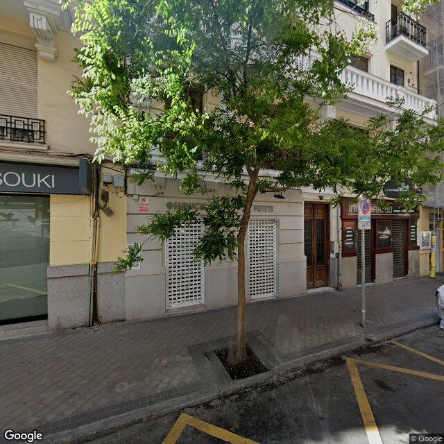 Street view near Farmacia in Madrid