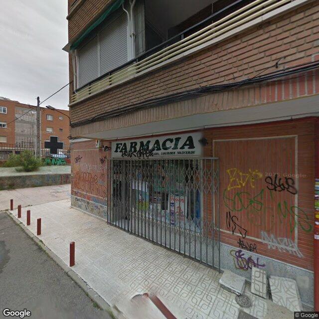 Street view near Farmacia in Madrid