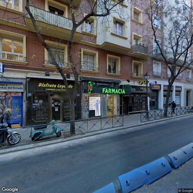 Street view near Farmacia in Madrid