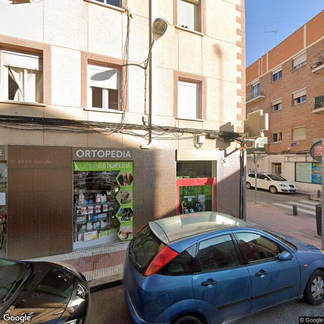 Street view near Farmacia in Madrid