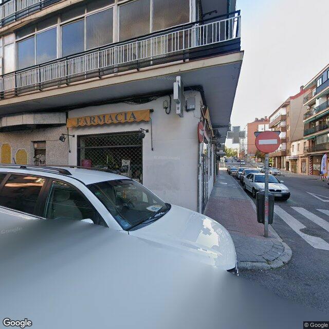 Street view near Farmacia in Madrid