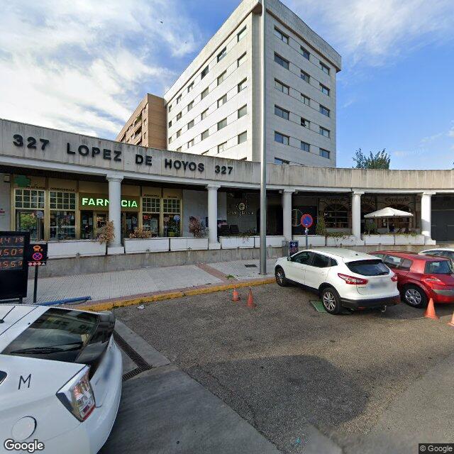 Street view near Farmacia in Madrid
