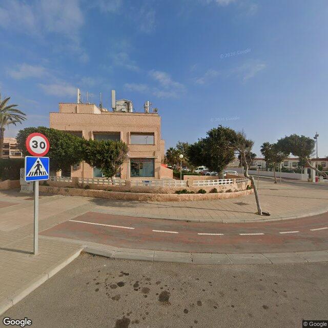 Street view near Farmacia in Retamar