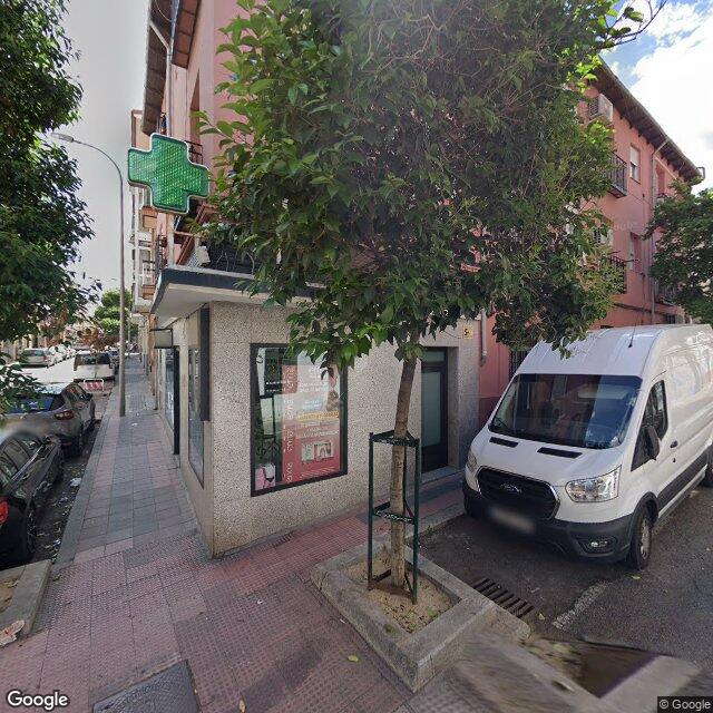 Street view near Farmacia in Madrid