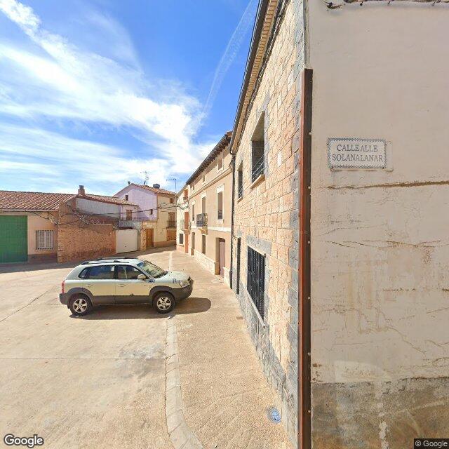 Street view near Farmacia in Used