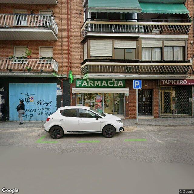 Street view near Farmacia in Madrid