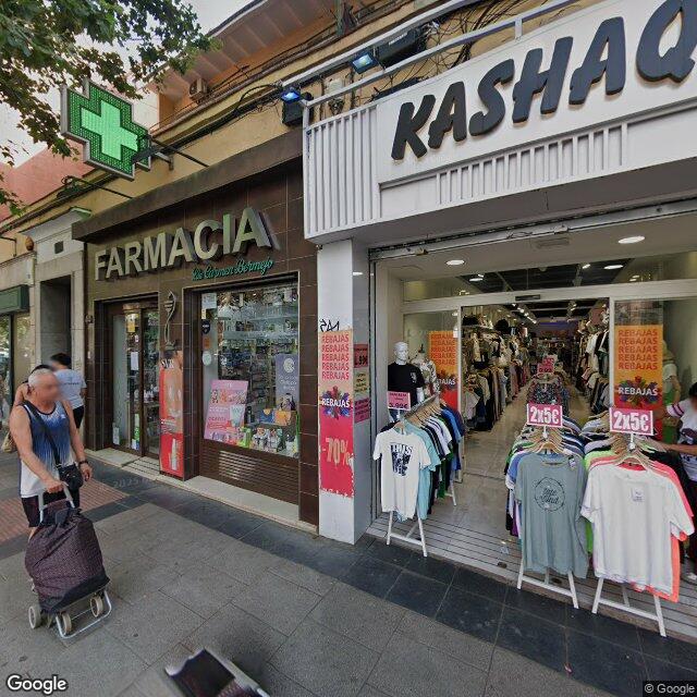 Street view near Farmacia in Madrid