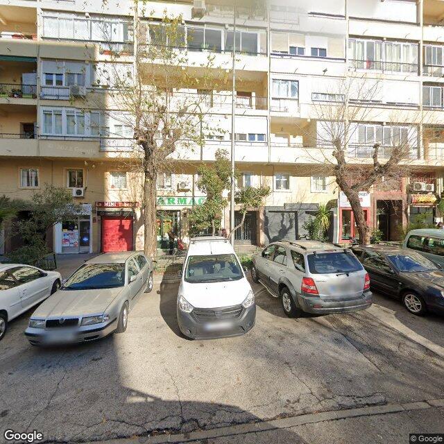 Street view near Farmacia in Madrid