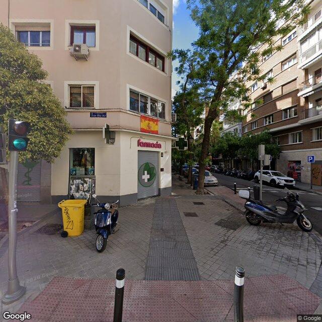 Street view near Farmacia in Madrid