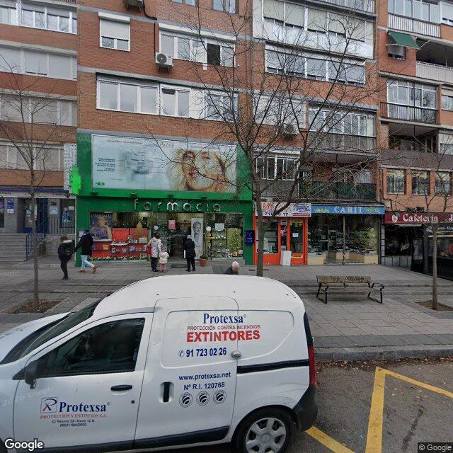 Street view near Farmacia in Madrid