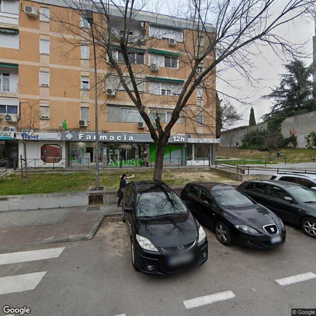 Street view near Farmacia in Madrid