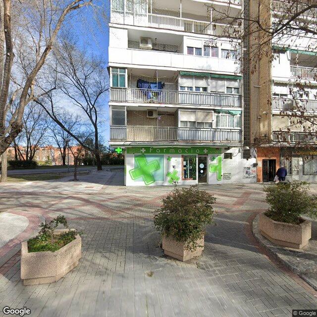 Street view near Farmacia in Madrid