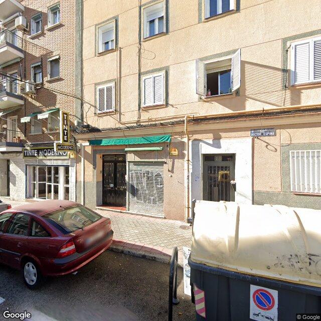 Street view near Farmacia in Madrid