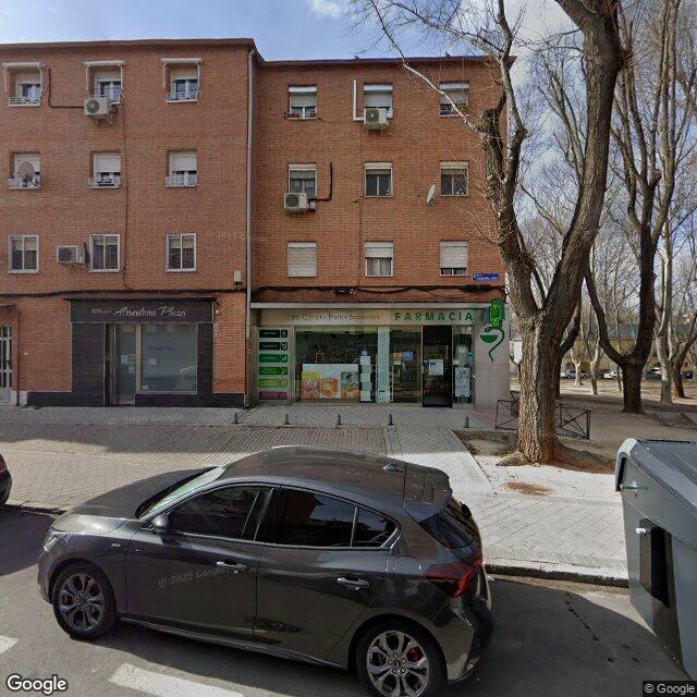 Street view near Farmacia in Madrid
