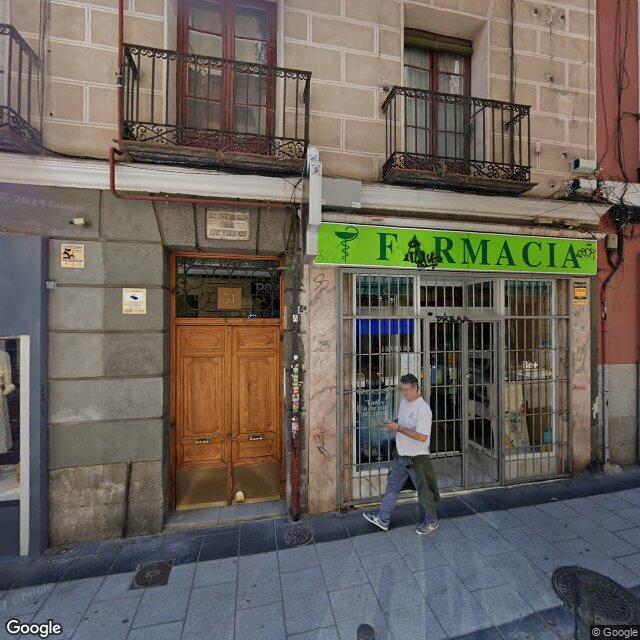 Street view near Farmacia in Madrid