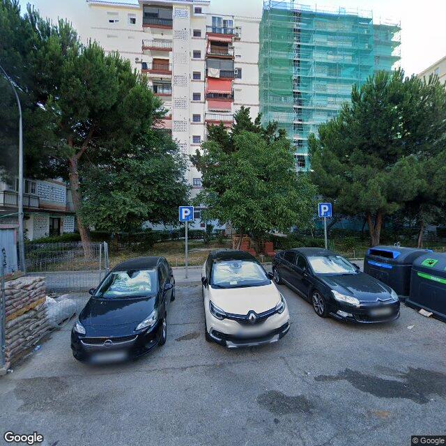 Street view near Farmacia in Madrid