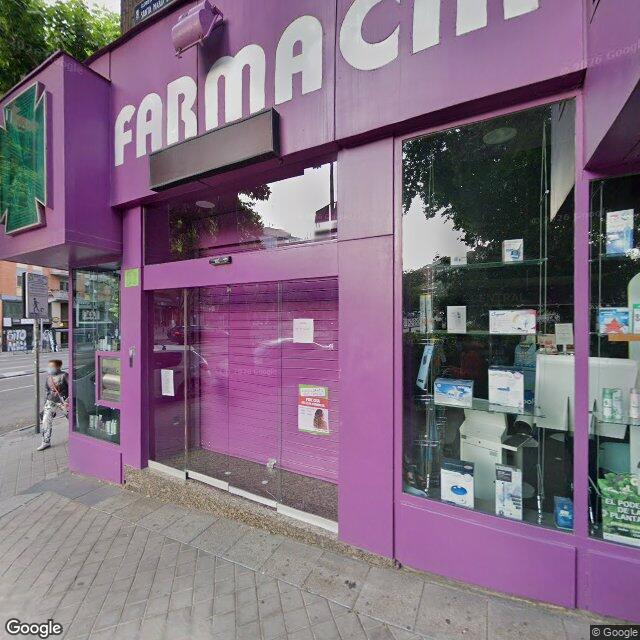 Street view near Farmacia in Madrid