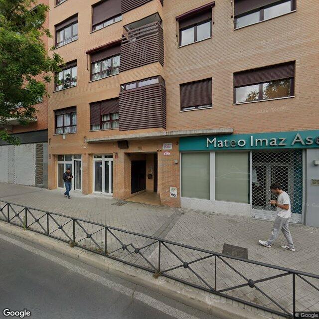 Street view near Farmacia in Madrid