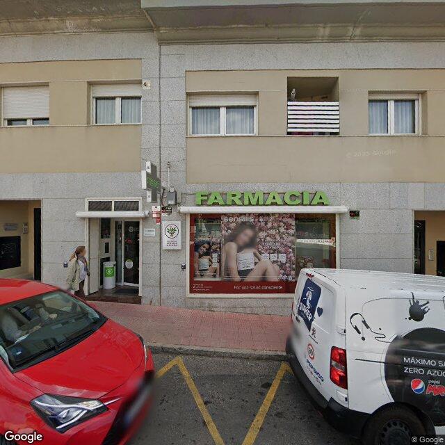 Street view near Farmacia in Madrid