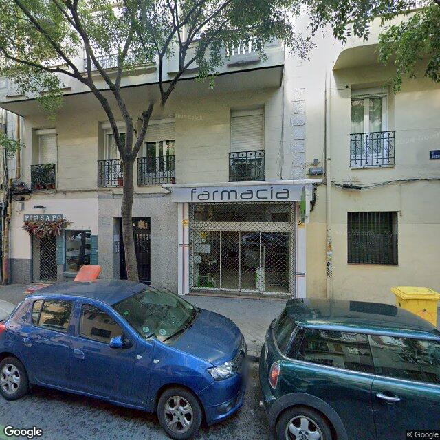 Street view near Farmacia in Madrid