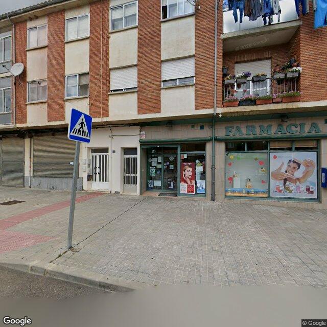 Street view near Farmacia in Benavente