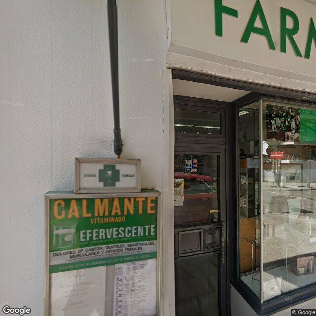 Street view near Farmacia in Madrid