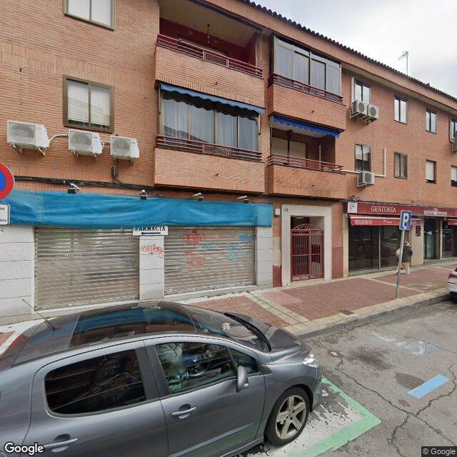 Street view near Farmacia in Spain