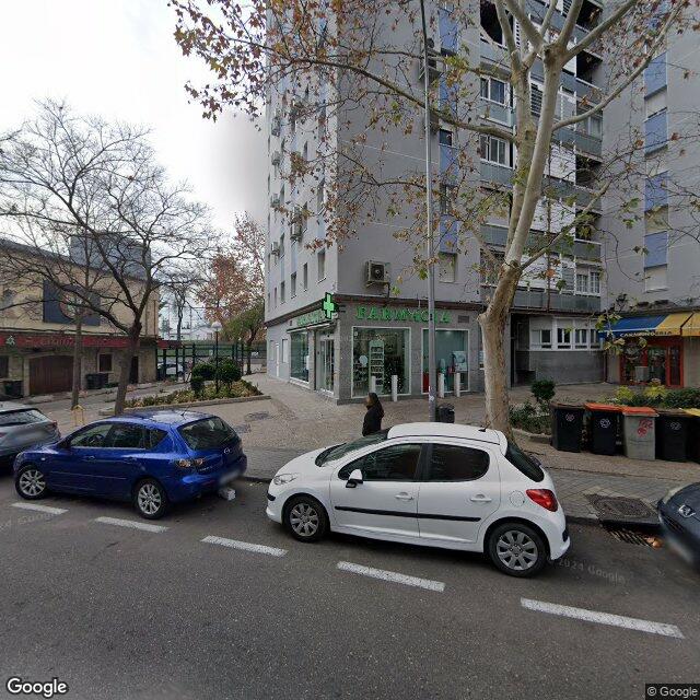 Street view near Farmacia in Madrid