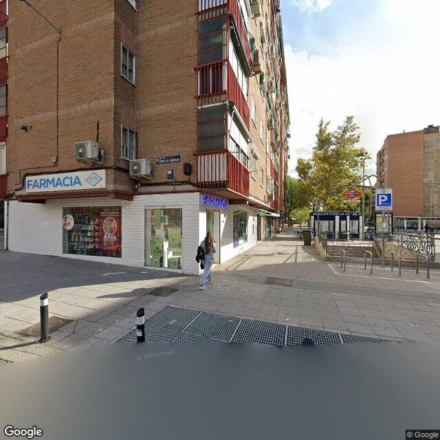 Street view near Farmacia in Madrid