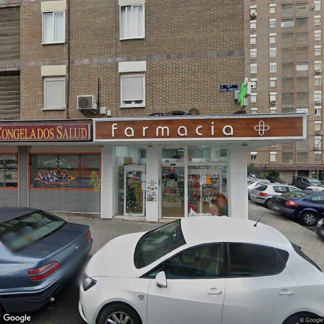 Street view near Farmacia in Madrid