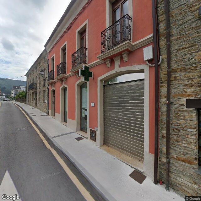 Street view near Farmacia in O Chao