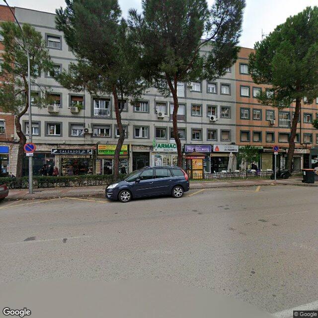 Street view near Farmacia in Madrid