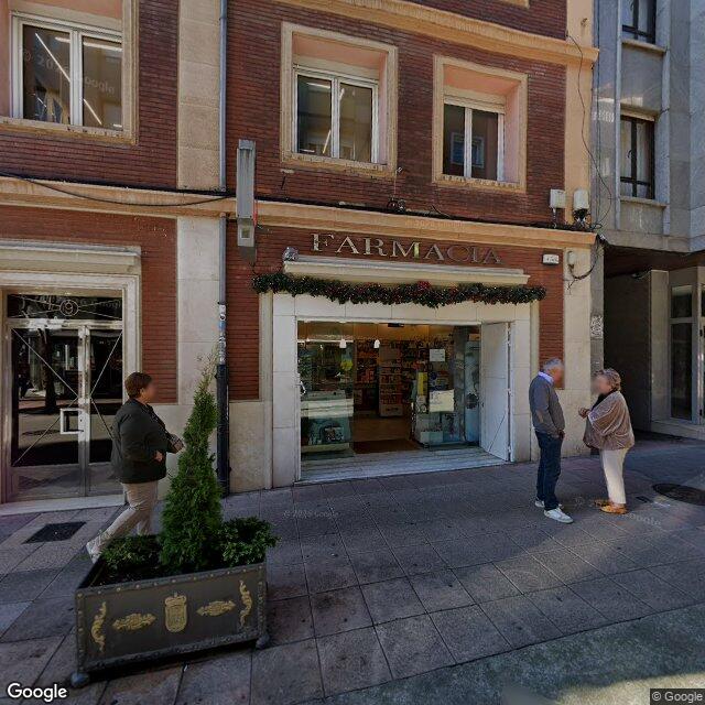 Street view near Farmacia in Oviedo