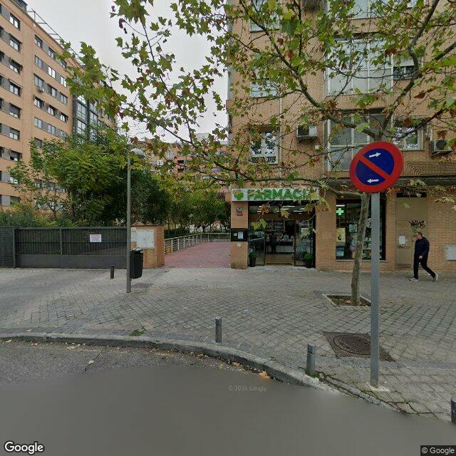 Street view near Farmacia in Madrid
