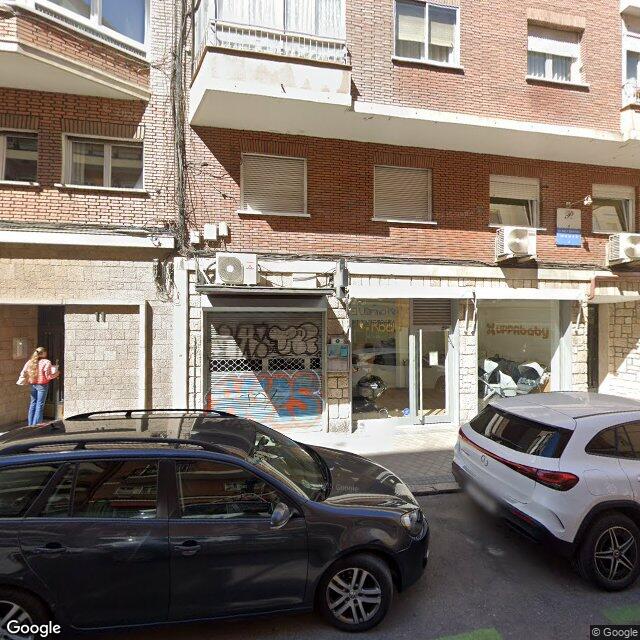 Street view near Farmacia in Madrid
