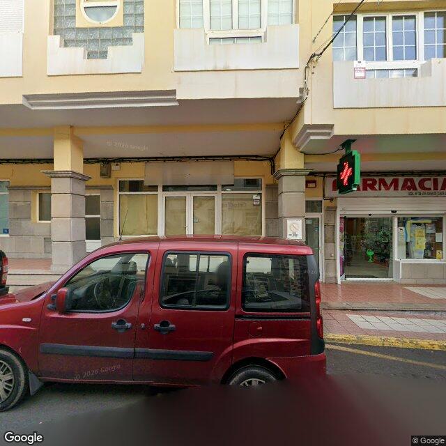 Street view near Farmacia in Spain