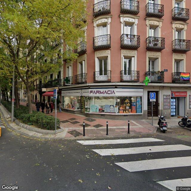 Street view near Farmacia in Madrid