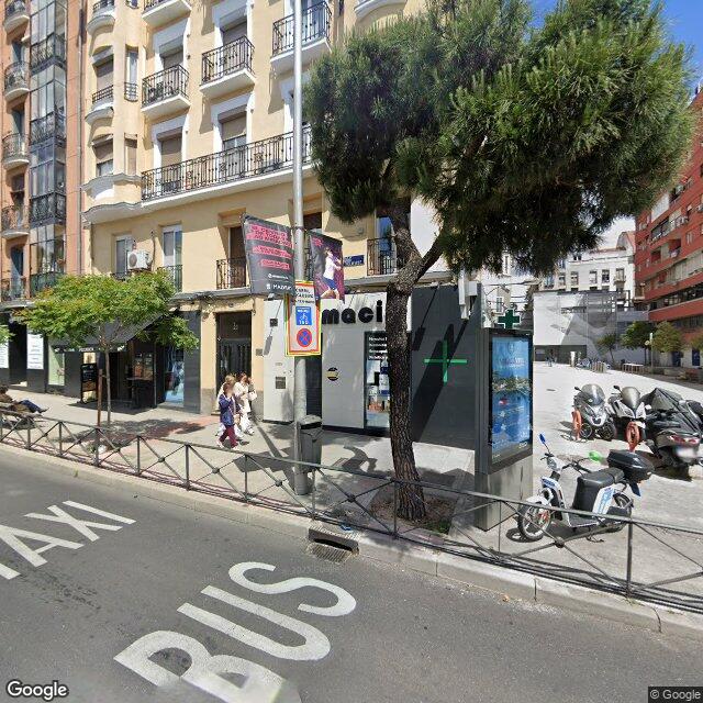 Street view near Farmacia in Madrid