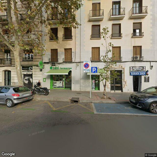 Street view near Farmacia in Madrid