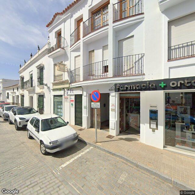 Street view near Farmacia in Spain